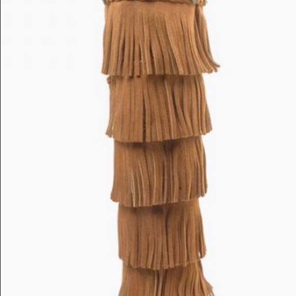 5 layer fringed boots by Minnetonka - Picture 3 of 4